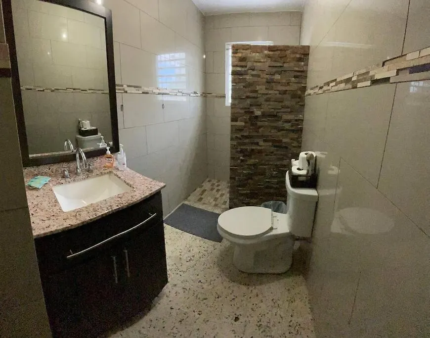 Ferienhaus Marie Guest House Camuy